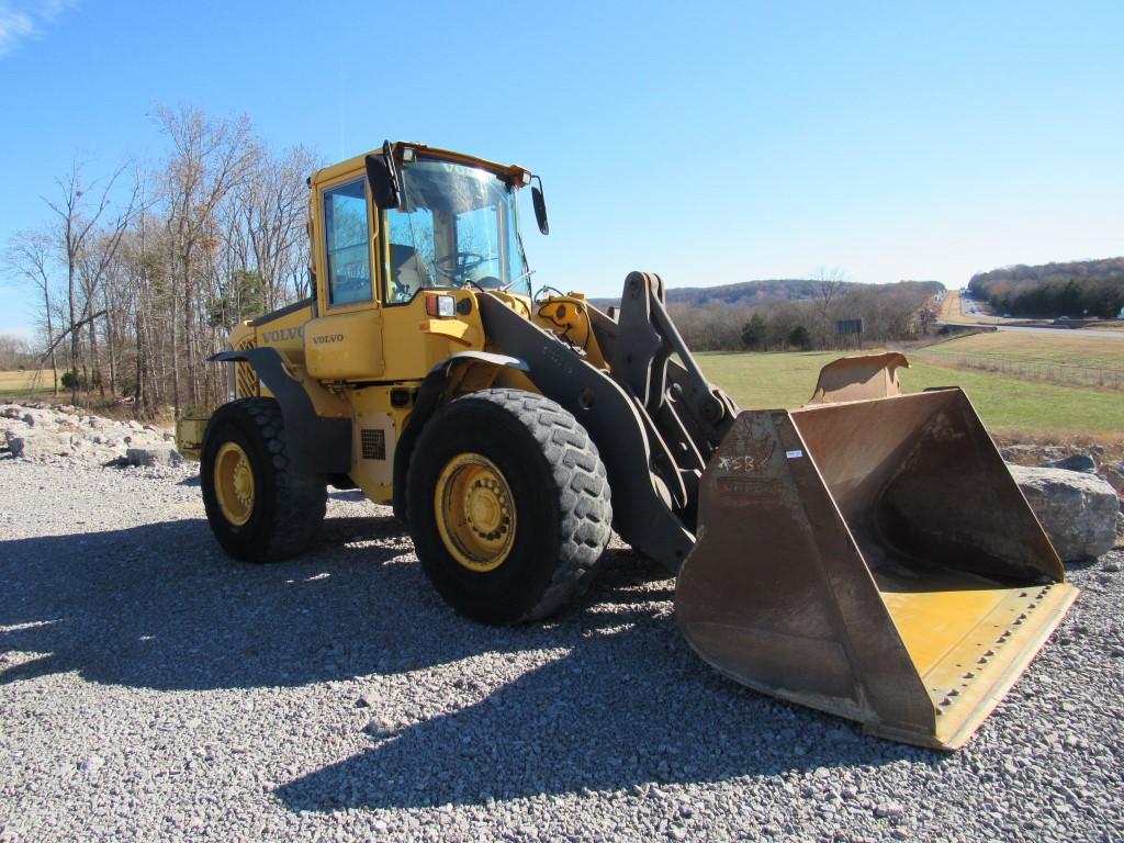 2007 VOLVO L70E WHEEL LOADER