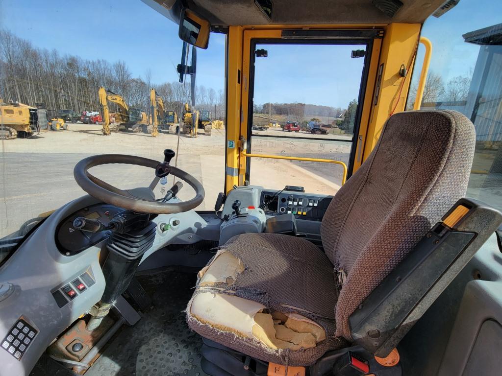 2007 VOLVO L70E WHEEL LOADER