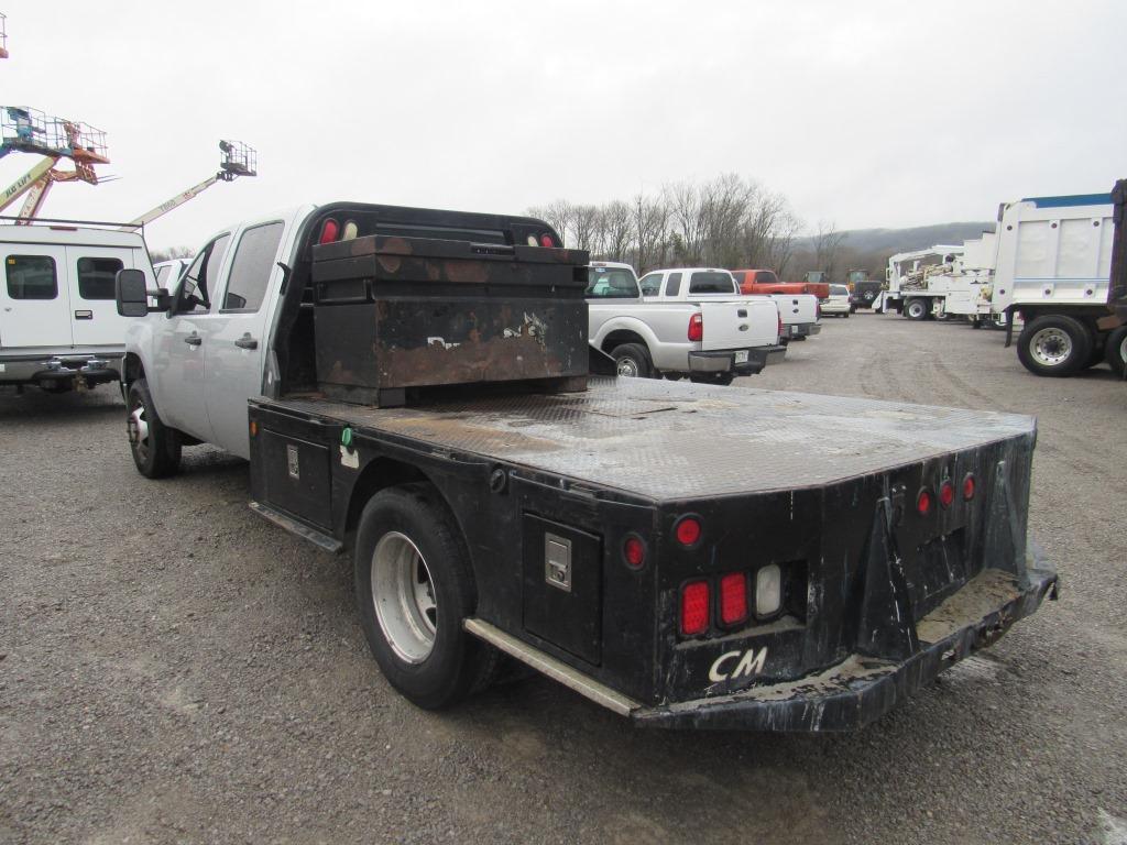 2012 GMC SIERRA 3500 FLATBED PICKUP TRUCK