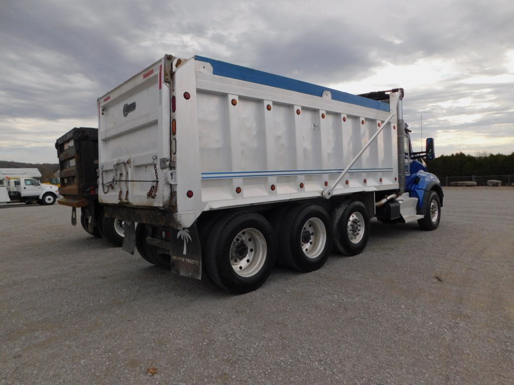 2016 KENWORTH T880 TRI-AXLE DUMP TRUCK