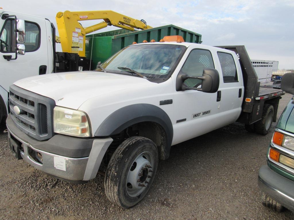 2007 FORD F550 XL FLATBED TRUCK