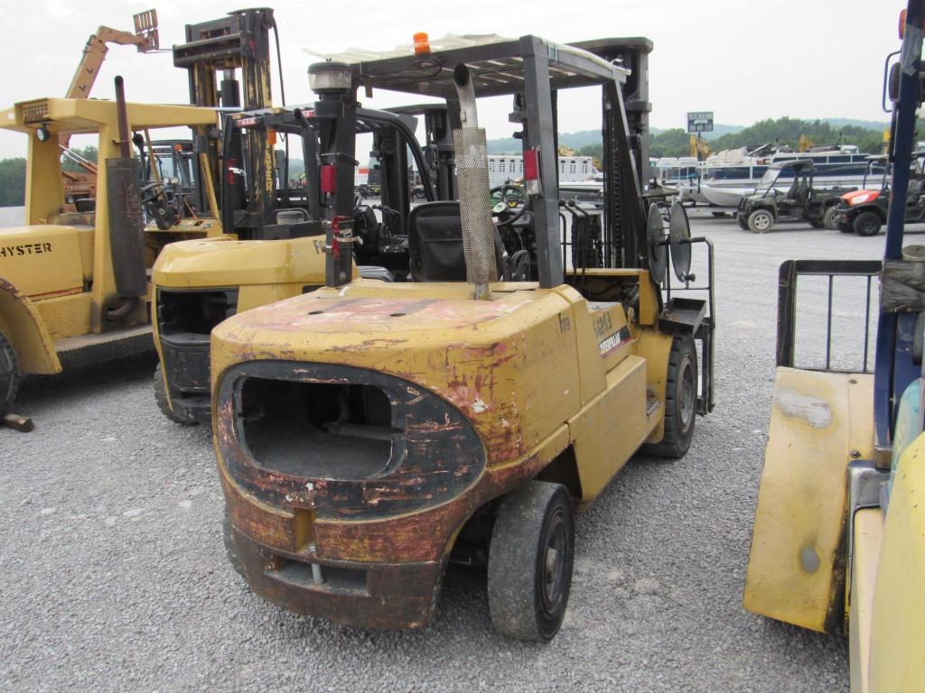 CAT DP50K FORKLIFT