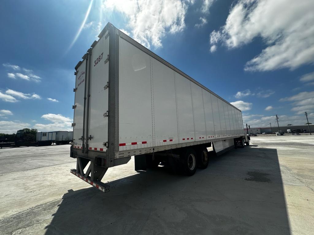 2016 VANGUARD TANDEM AXLE VAN TRAILER