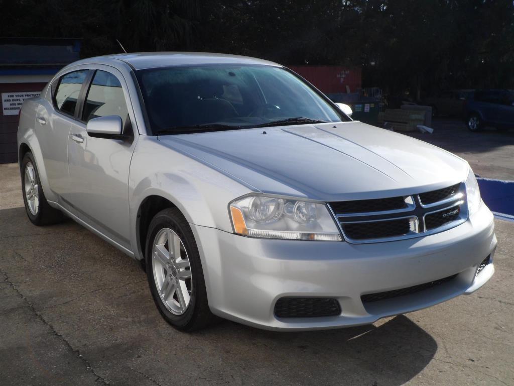 12 DODGE AVENGER 4C 4D SEDAN SXT