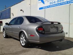 01 NISSAN MAXIMA SE 4D SEDAN