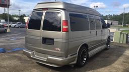 03 GMC SAVANA EXPLORER COVERSION VAN