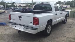 05 DODGE DAKOTA 2WD V8 QUAD CAB 4.7L SLT