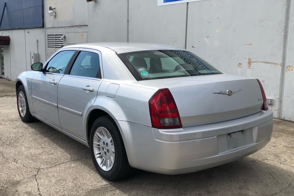 07 CHRYSLER 300 2WD V6 4D SEDAN