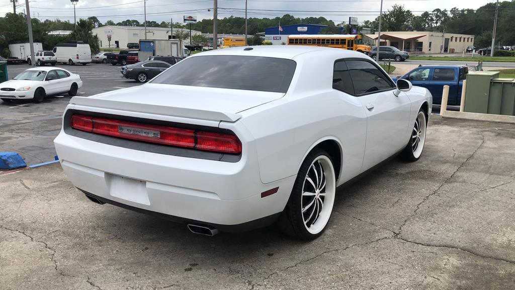 12 DODGE CHALLENGER V6 2D COUPE SXT PLUS