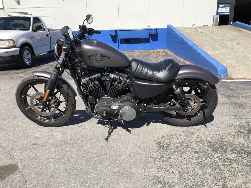 2016 HARLEY-DAVIDSON Xl883N