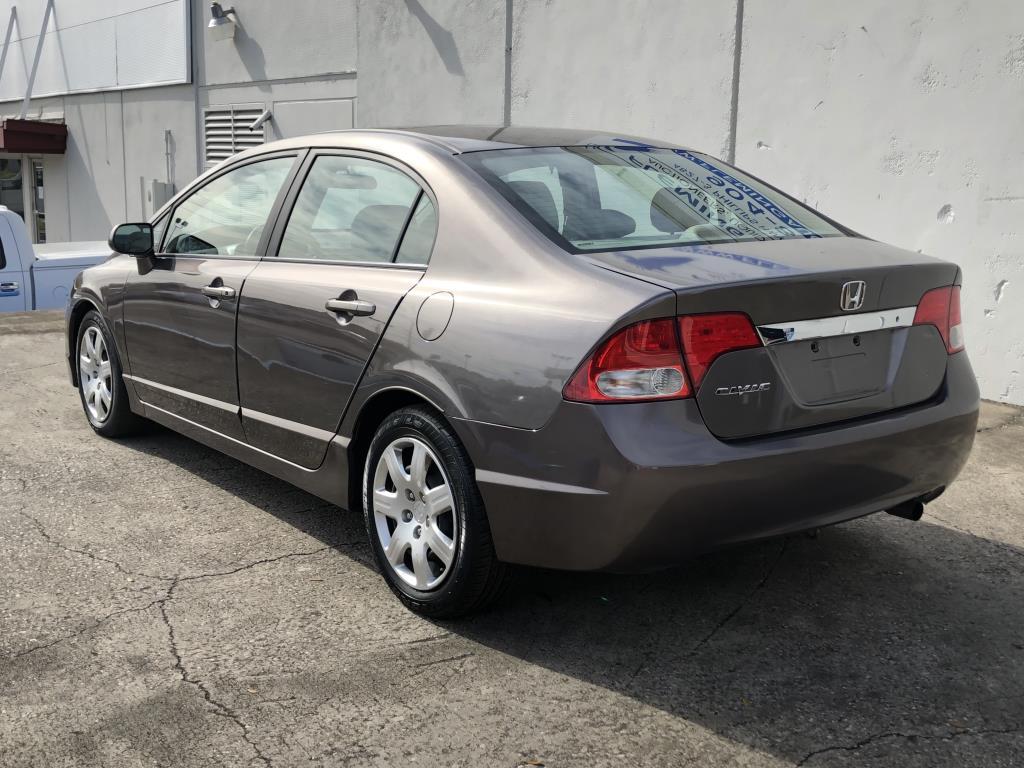 2010 HONDA CIVIC 4D SEDAN LX