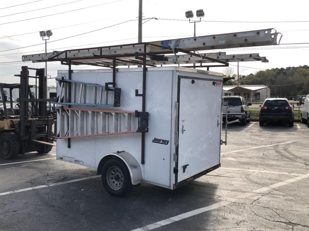 ENCLOSED TRAILER W/ TOOLS ROOFING/FRAMING