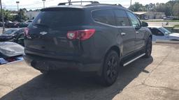 2011 CHEVROLET TRAVERSE FWD 4D SUV 1LT