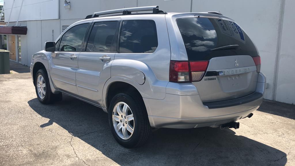 2011 MITSUBISHI ENDEAVOR AWD 4D SUV LS