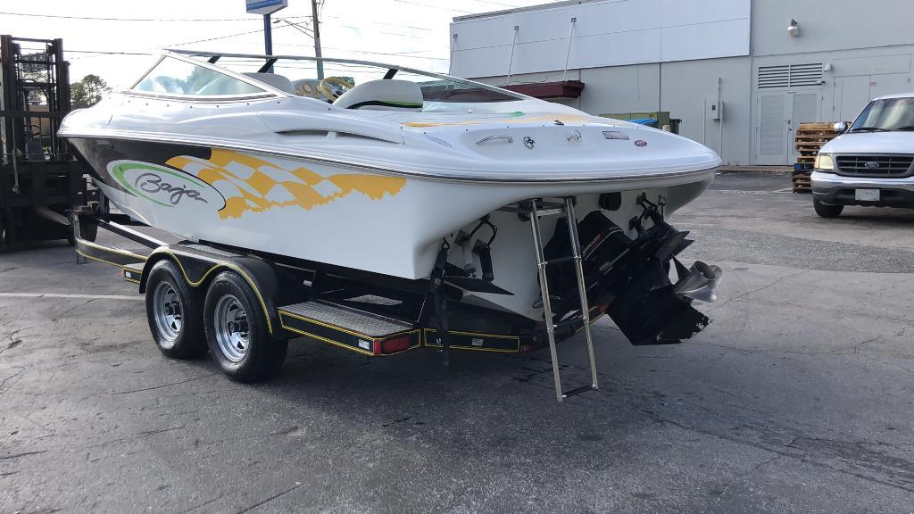 2001 BAJA 232 SPEEDBOAT