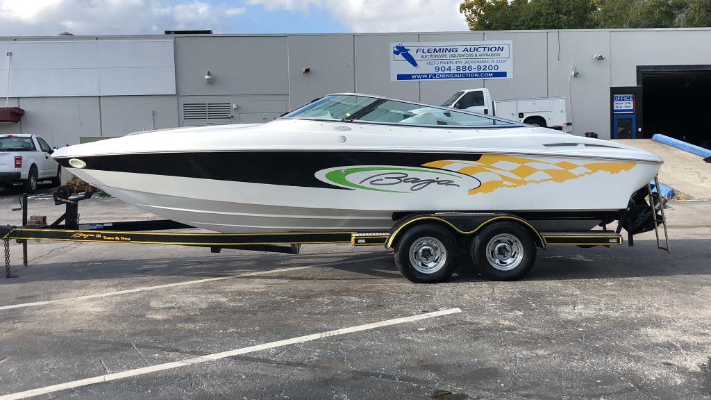 2001 BAJA 232 SPEEDBOAT