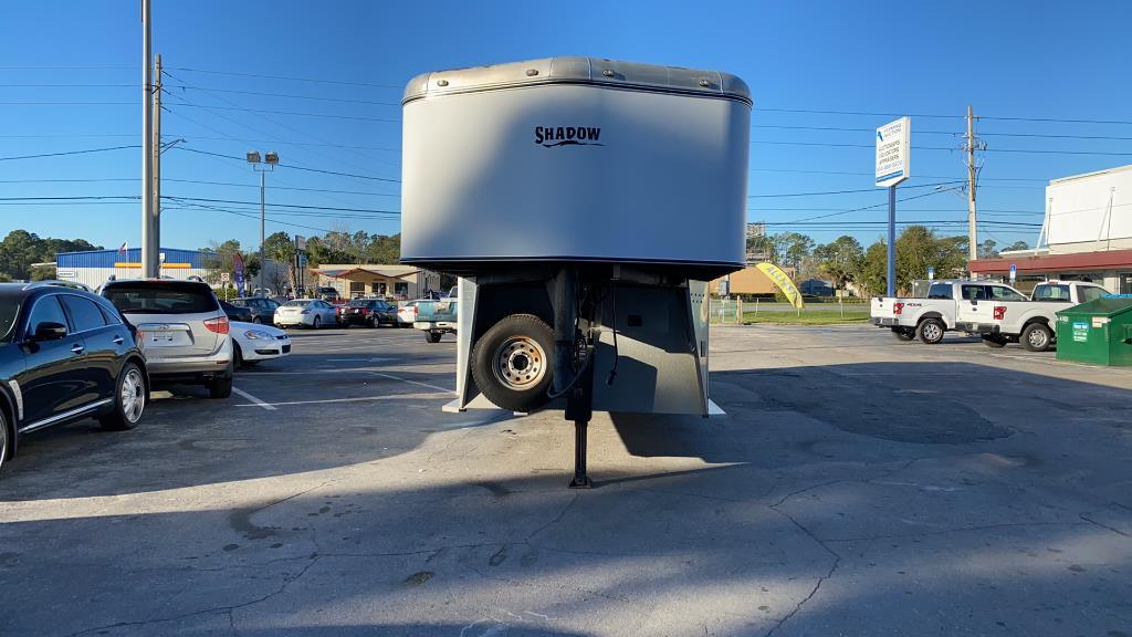 2006 SHADOW THREE HORSE GOOSENECK TRAILER