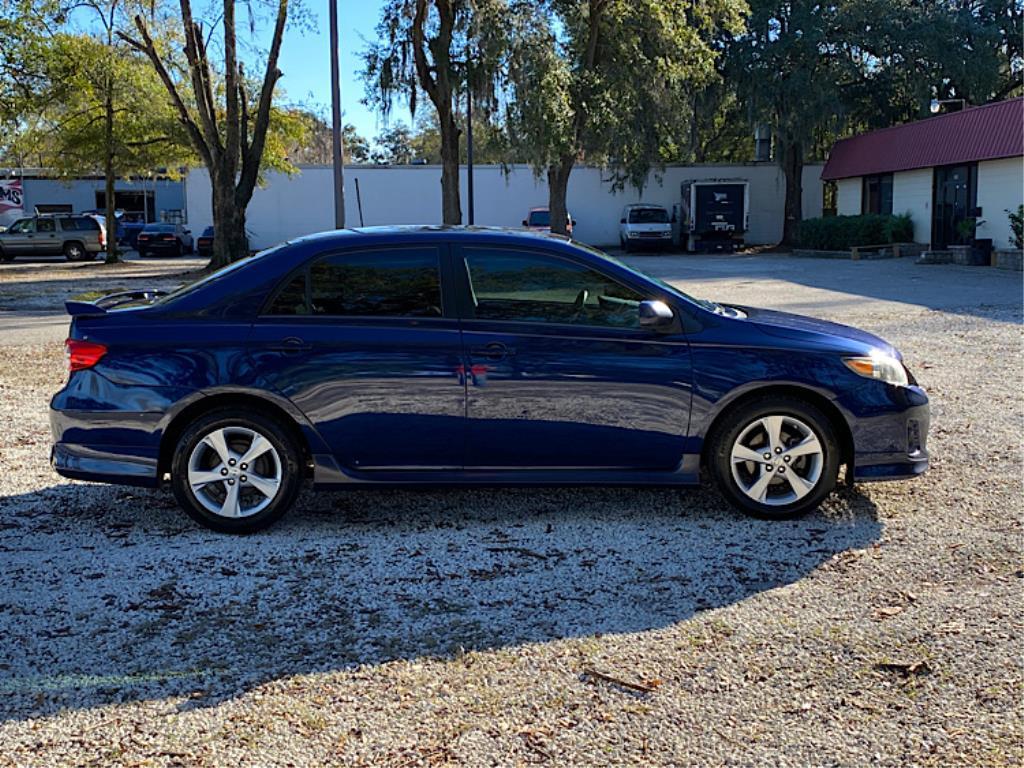 2013 TOYOTA COROLLA 4D SEDAN S