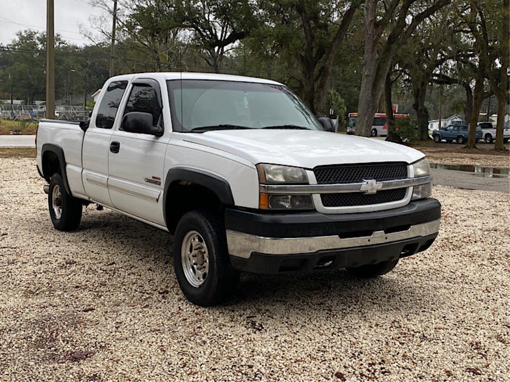 2003 CHEVROLET 2500HD SILVERADO 4WD V8 TDSL LS