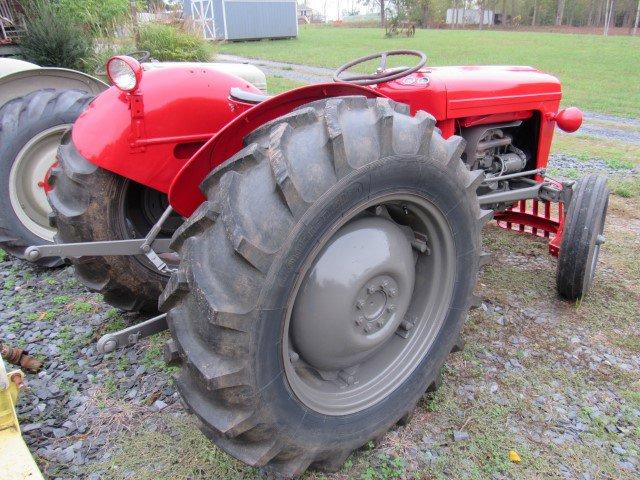 Massey-Ferguson MF35 Tractor, S/N: SGM241403, 3,530 Hours Showing, 4-Cyl. G