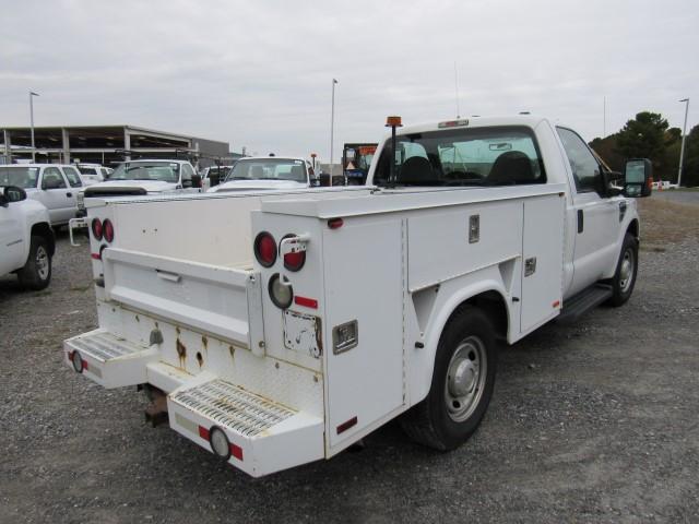 2010 Ford F250 XL Super Duty Service Truck(Unit #10428), VIN: 1FTNF2A57AEB3