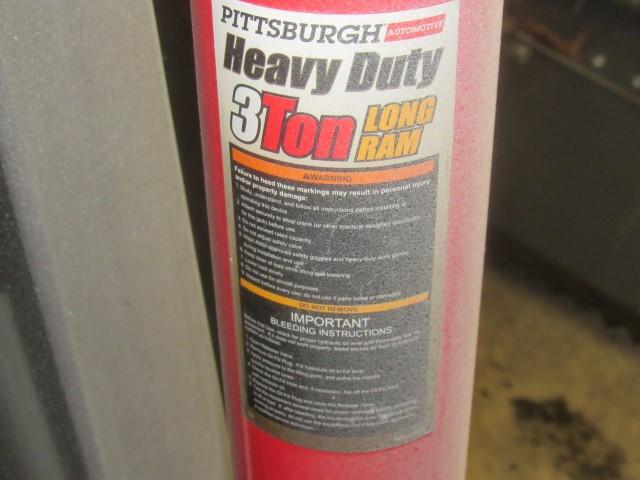 Pittsburgh Heavy Duty 1-Ton Foldable Eng. Crane With 3-Ton Long Ram Jack