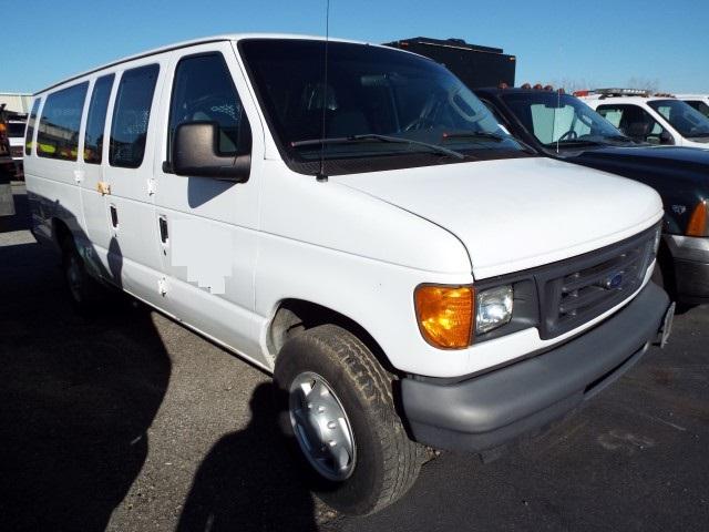 2007 Ford E350 XL Super Duty 11 Pass. Van (VDOT Unit# R08808)