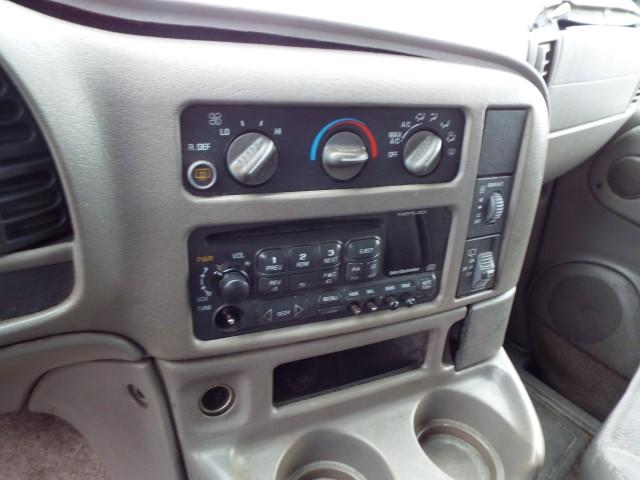 2001 Chevrolet Astro Mini Van