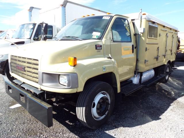 2009 GMC C5500 Refrigerated Box Truck