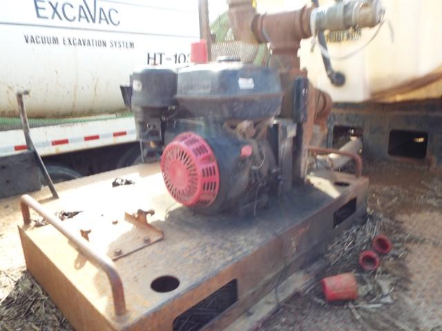 1998 International 9100 20' T/A Stake Body Truck (Missing Sides) (Unit# 10-7025)(ECM Needs Repair Pe