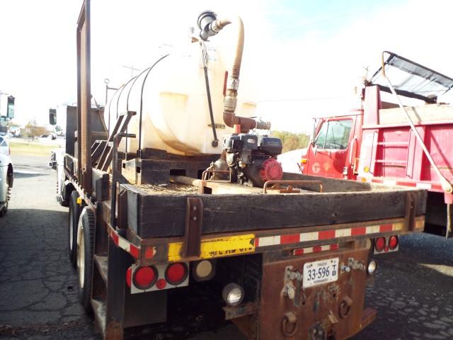 1998 International 9100 20' T/A Stake Body Truck (Missing Sides) (Unit# 10-7025)(ECM Needs Repair Pe