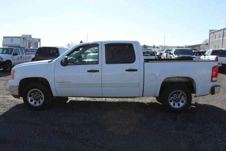 2008 GMC Sierra F1500 Pickup Truck