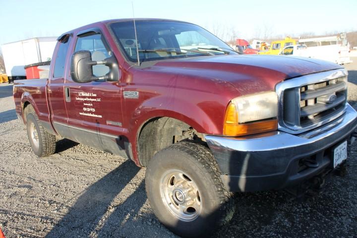 2000 Ford Super Duty Lariat Extend Cab 4x4 Pick Up Truck (Fuel Transfer Issues)