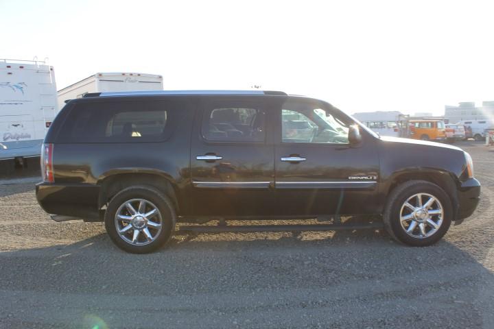 2008 GMC Yukon XL Denali SUV