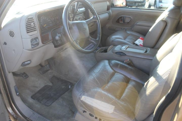 1999 Chevrolet 1500 Suburban LT 4x4 SUV