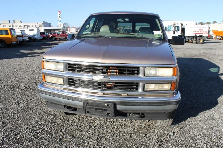 1999 Chevrolet 1500 Suburban LT 4x4 SUV