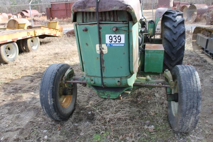 John Deere 2WD Tractor