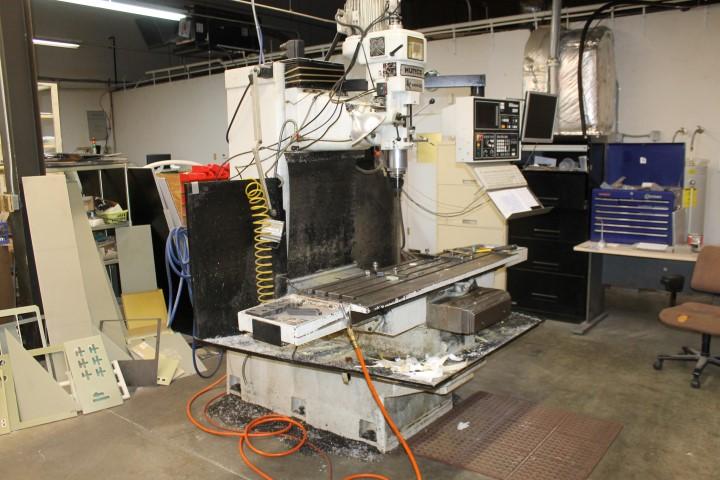 Hurco Hawk-40/SSM Milling Machine w/Control System