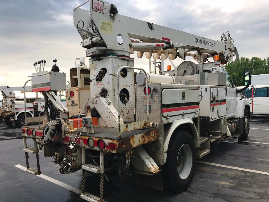 2005 GMC C8500 Digger Derrick