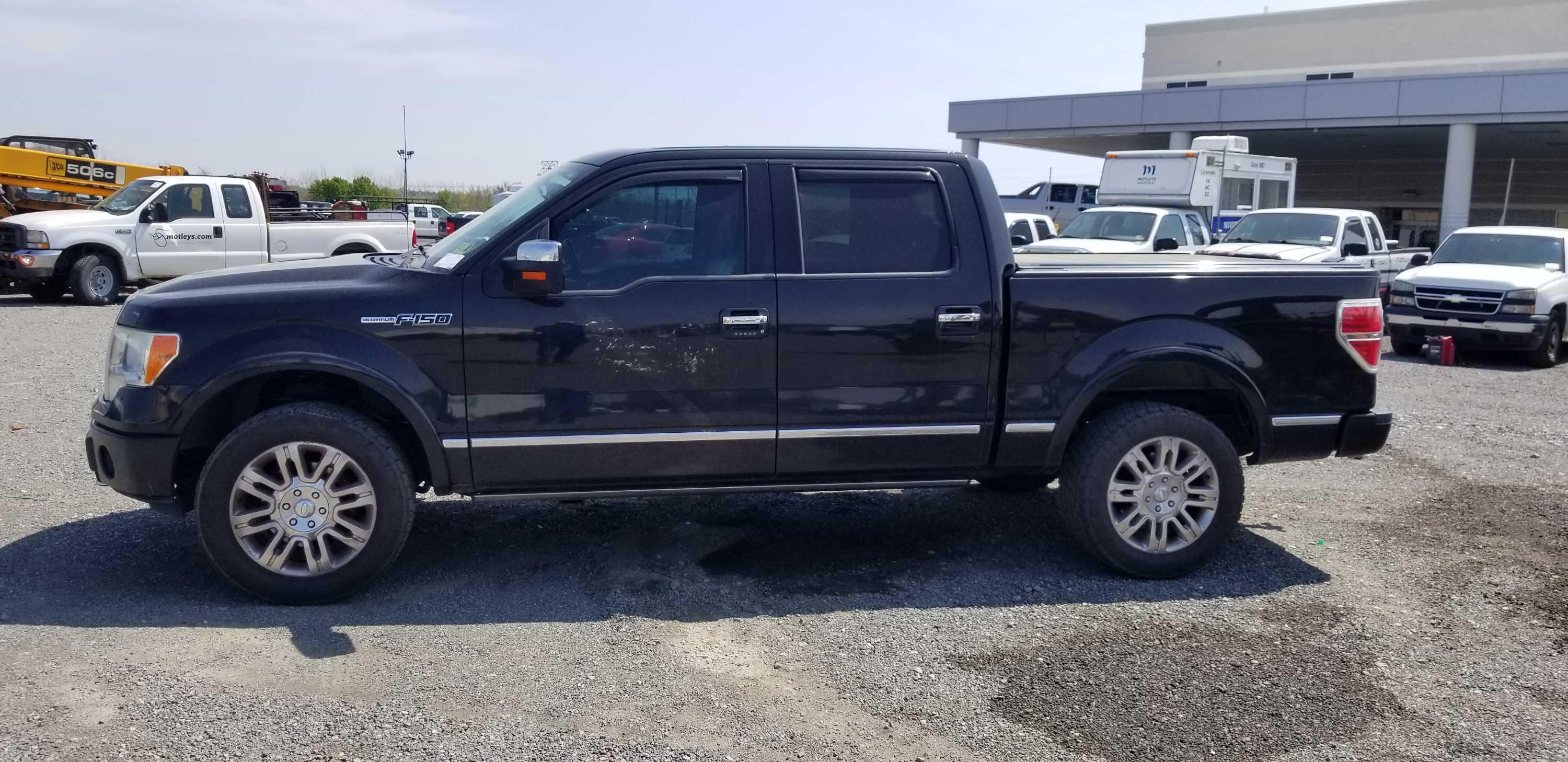 2011 Ford F150 Platinum Crew Cab 4x4 Pickup Truck