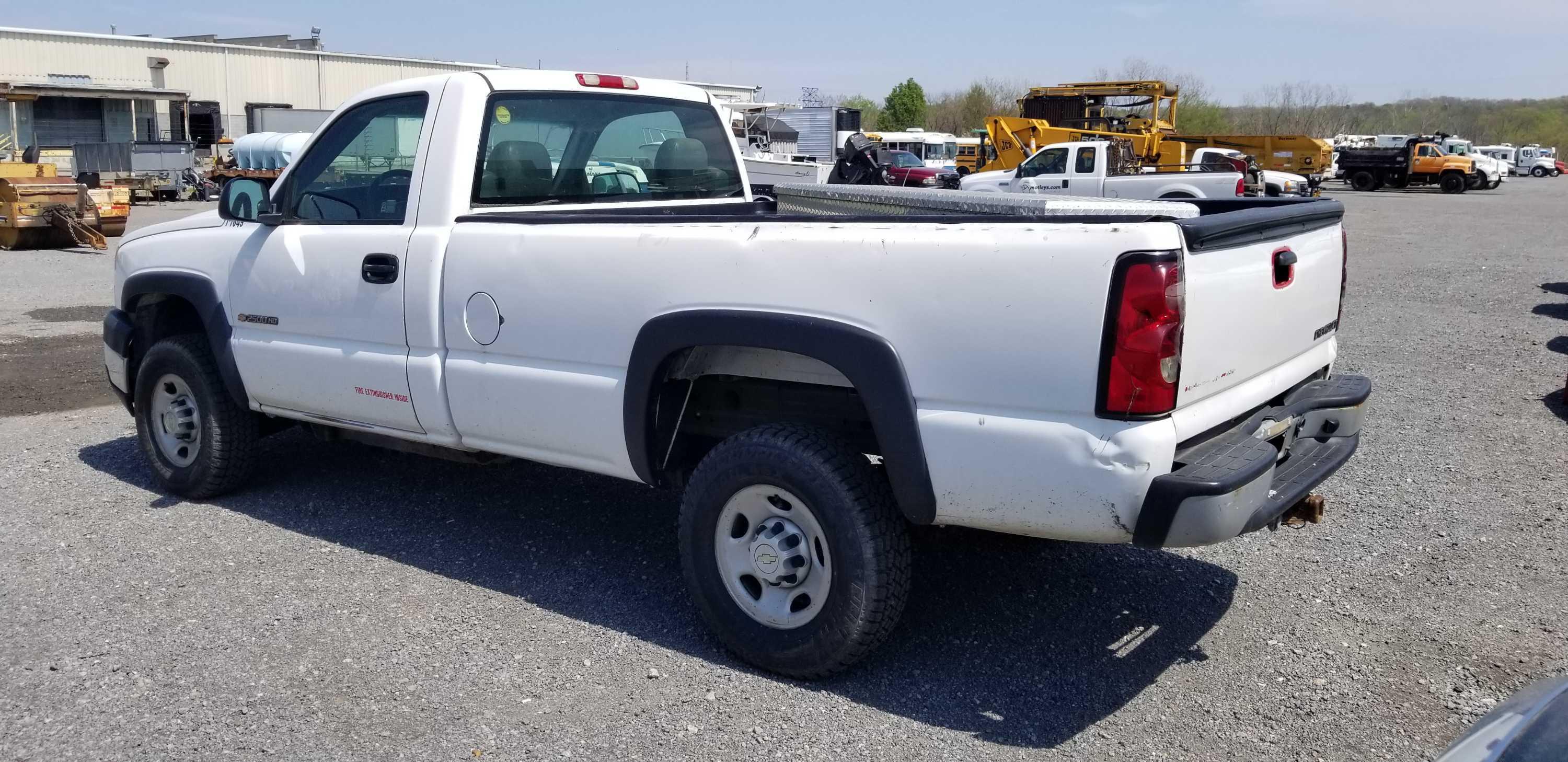 2006 Chevrolet Silverado Cab Pickup Truck