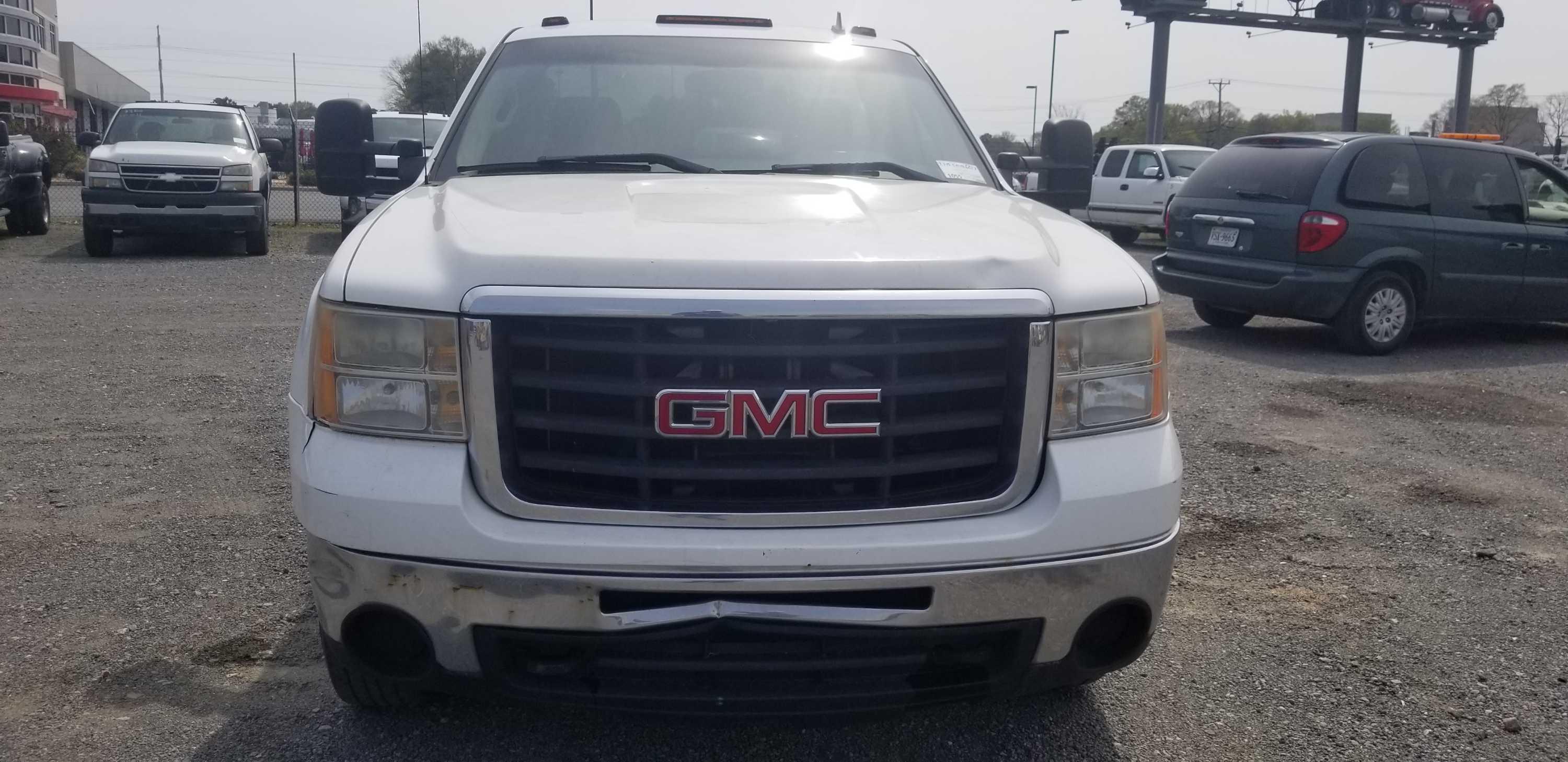 2008 GMC Sierra 2500 HD Pickup Truck (Unit # 7085)