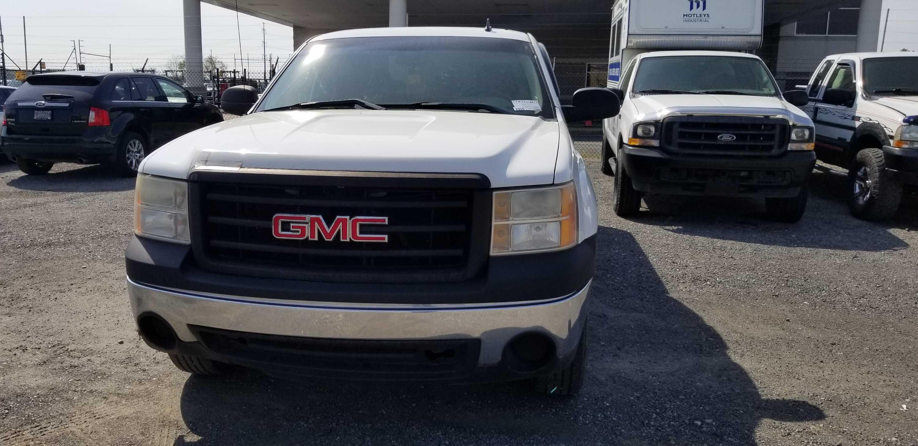 2007 GMC Sierra Extended Cab Pickup Truck (Unit #7-7077)