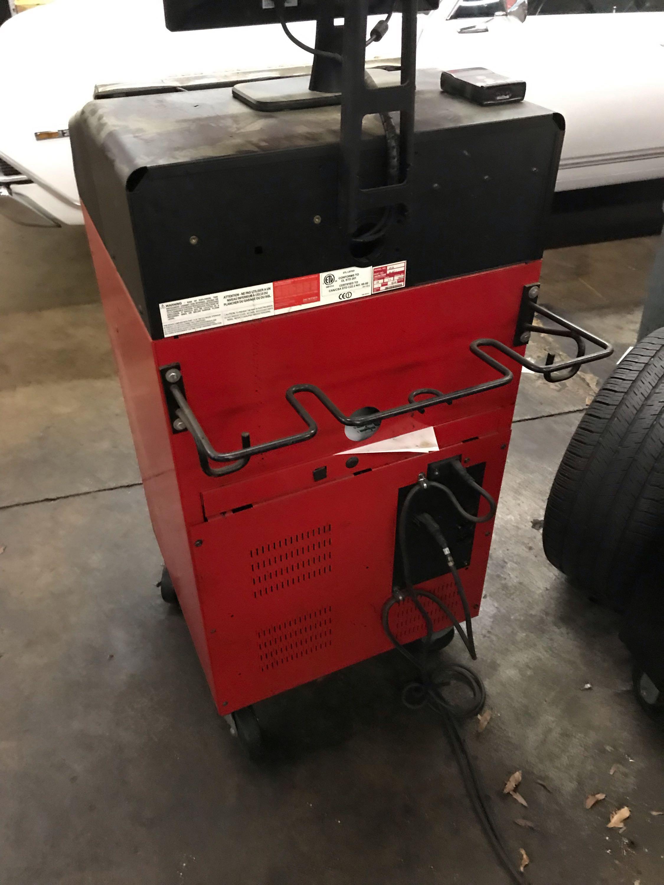 Hunter WA130 4 Wheel Alignment Machine with Hawkeye Sensors