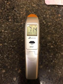 UV Leak Detection Kit and Digital Thermometer