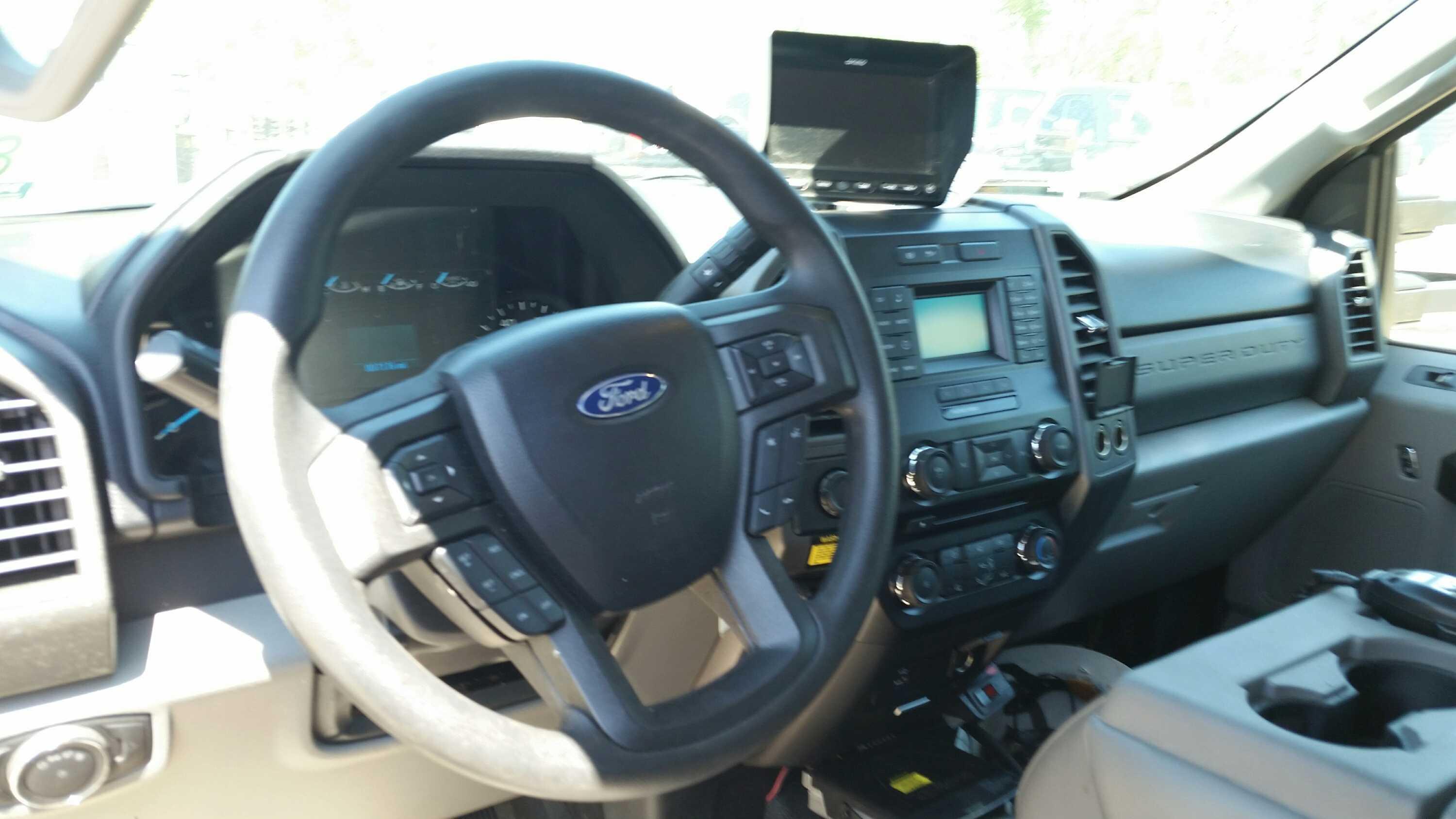 2018 Ford F-550XL 4WD Crew Cab Bridge Truck (Unit #BTX51)
