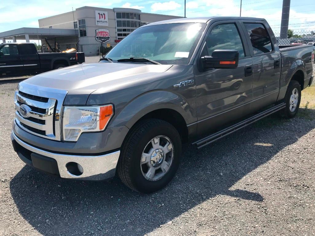 2010 Ford F150 XLT Crew Cab Pick Up Truck