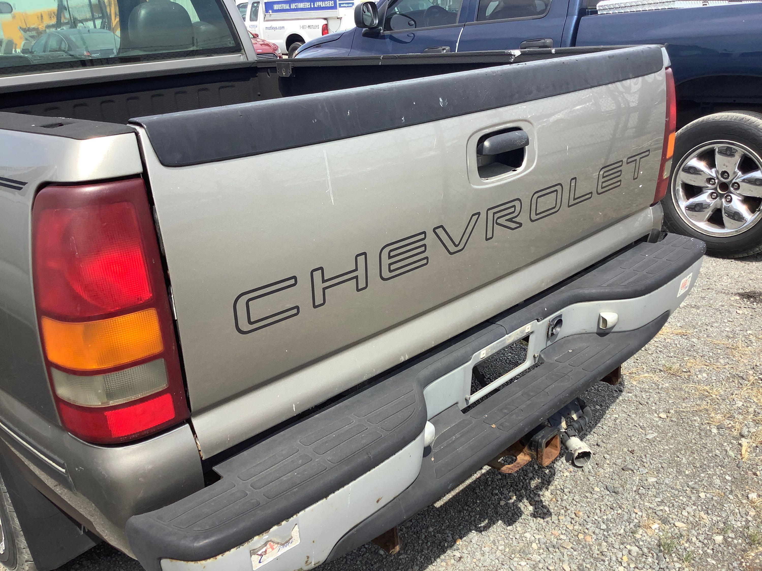 2000 Chevrolet 1500 Reg. Cab Pickup Truck