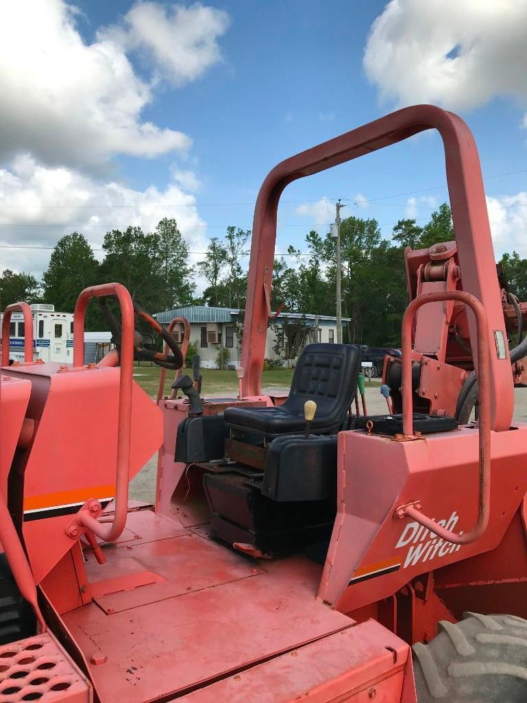 Ditch Witch 7020D Cable Plow/Trencher