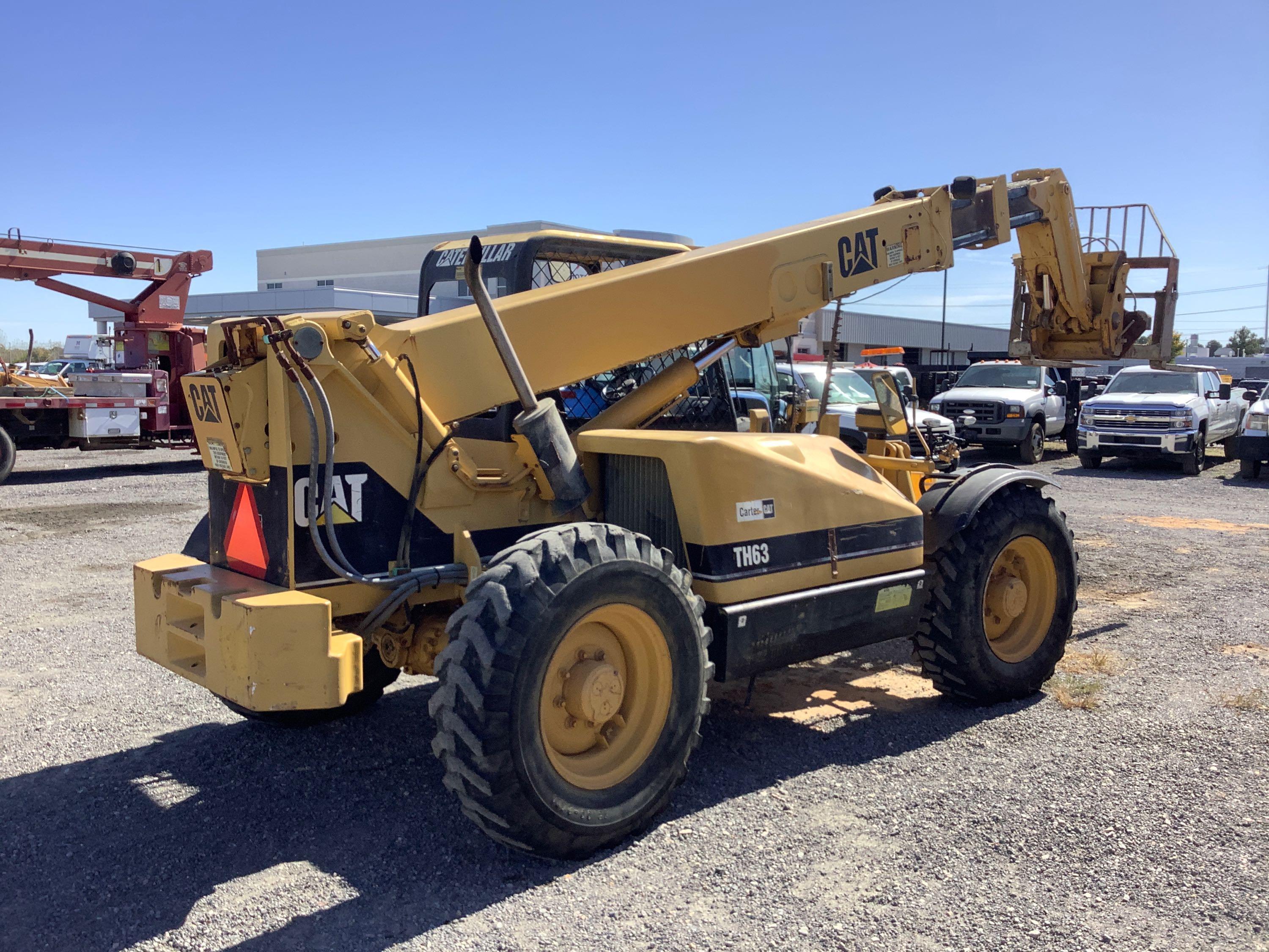 CATERPILLAR CAT TH63 TELESCOPIC FORKLIFT